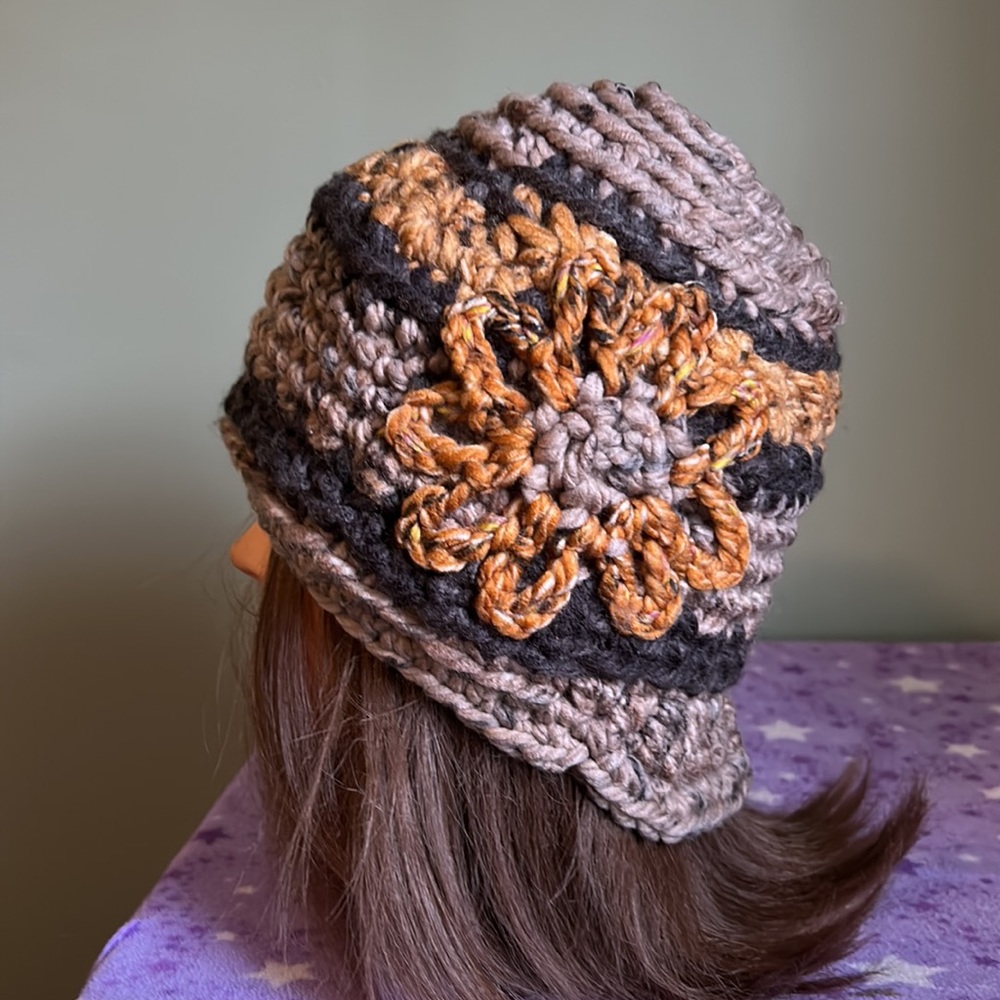 Chic Crochet chunky newsboy medium new hot - Picture 8 of 10